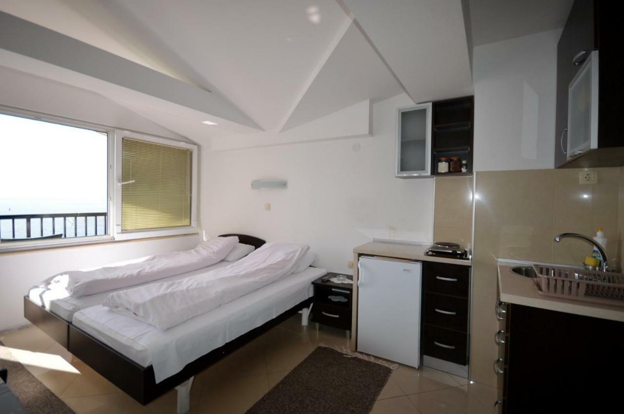 Topencarov Guest House Ohrid Exterior photo